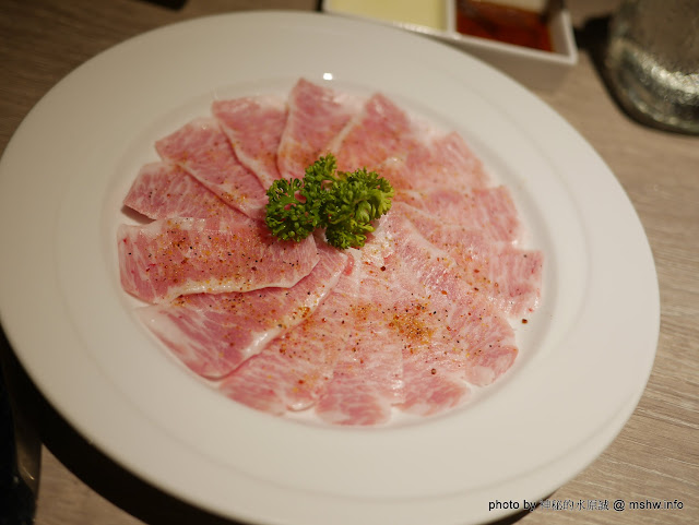 【食記】台中山鯨燒肉やきにくの專門店@北區簡愛汽車旅館 : 印月餐旅新品牌, 日韓合璧, 大份量高CP值, 滿足你對肉食的渴望!! 串燒 冰品 冰淇淋 北區 區域 台中市 和牛 宵夜 日式 晚餐 燒烤/燒肉 甜點 韓式 飲食/食記/吃吃喝喝 