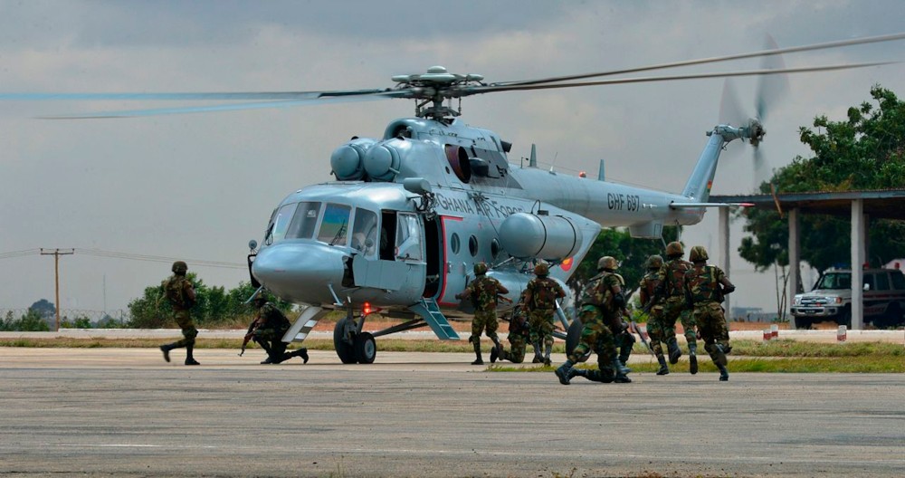 파일:external/upload.wikimedia.org/1280px-Ghanaian_air_force_special_forces_team.jpg