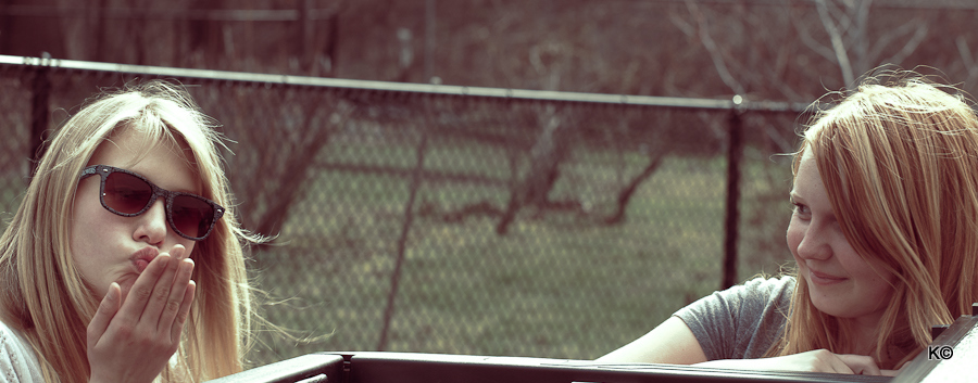 IMAGE: https://lh3.googleusercontent.com/-ll1DdCIZWT0/T2_D58CEXuI/AAAAAAAAaPw/Kbb9Ob6A3jg/s900/_MG_3802.JPG