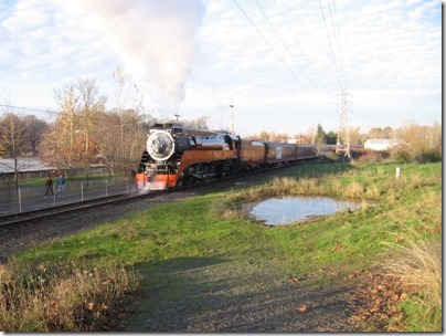 IMG_4720 Southern Pacific Daylight GS-4 4-8-4 #4449 at Oaks Park in Portland, Oregon on December 6, 2008