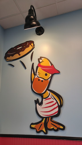 Donut Shop «Duck Donuts - Chocolate Avenue», reviews and photos, 261 W Chocolate Ave, Hershey, PA 17033, USA