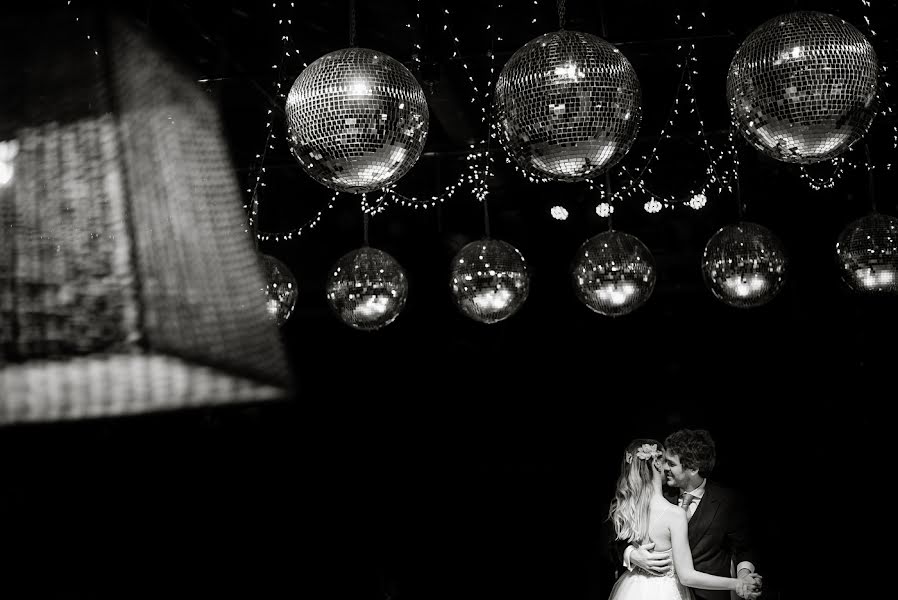 Fotografo di matrimoni Luis Virág (luisvirag). Foto del 10 marzo 2016