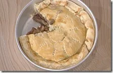 Torta rustica con funghi, castagne e provola