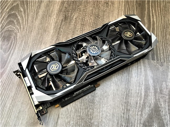 ASRock Radeon RX 5700 XT Taichi X 8G OC+의 팬