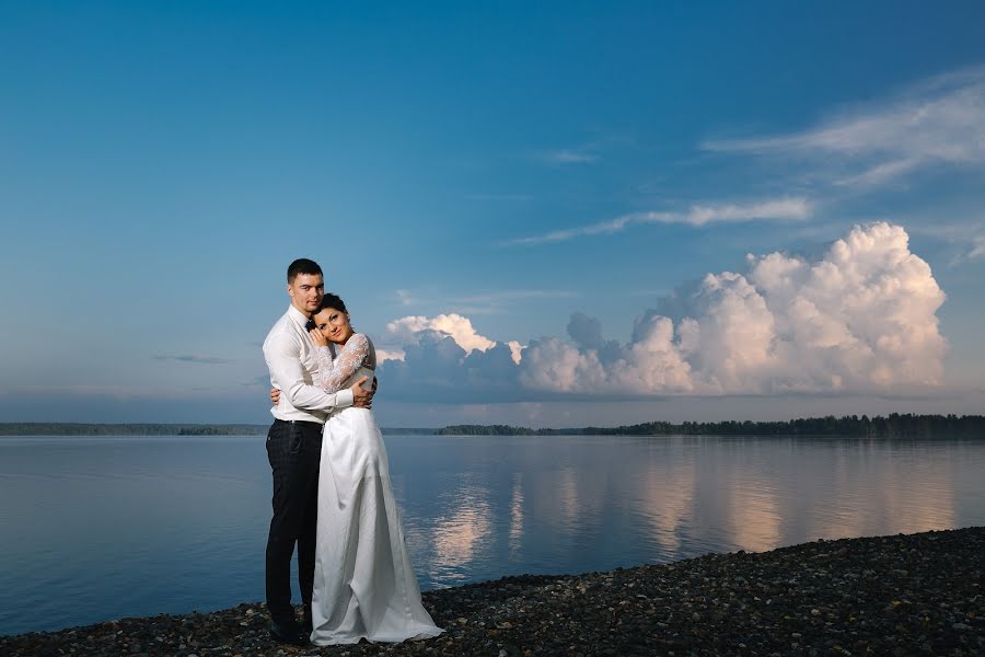 Wedding photographer Sergey Kirichenko (evlover). Photo of 10 December 2016