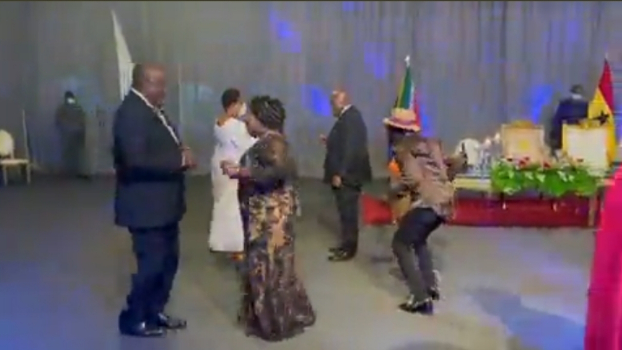 Kumnandi eGhana: Video of President Cyril Ramaphosa Dancing in Ghana  Causes a Stir on Social Media 