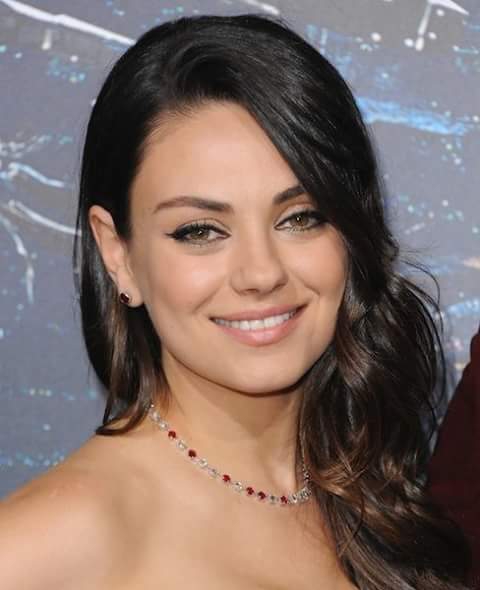 Mila Kunis Whatsapp Dp Images