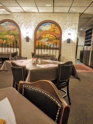 Italian Restaurant «Villa Amantea Restaurant», reviews and photos, 32777 Warren Rd, Garden City, MI 48135, USA