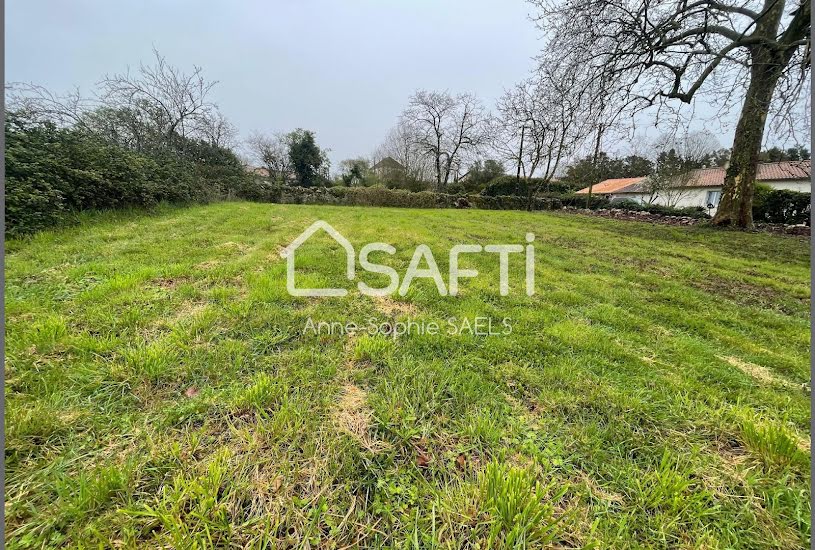  Vente Terrain à bâtir - 1 289m² à Celles-sur-Belle (79370) 