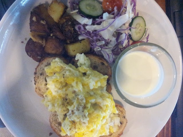 Grandeur Gallery Cafe