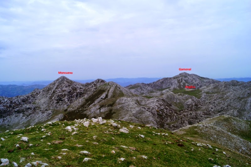 Moncuevu y Barriscal (Sª Aramo) - Descubriendo Asturias (17)