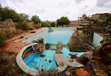 Villa with pool and terrace 2