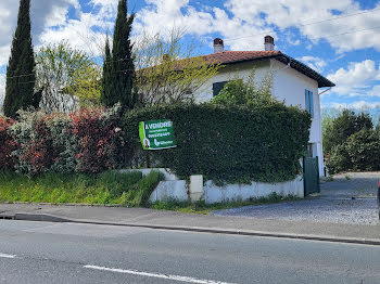 maison à Saint-Pée-sur-Nivelle (64)