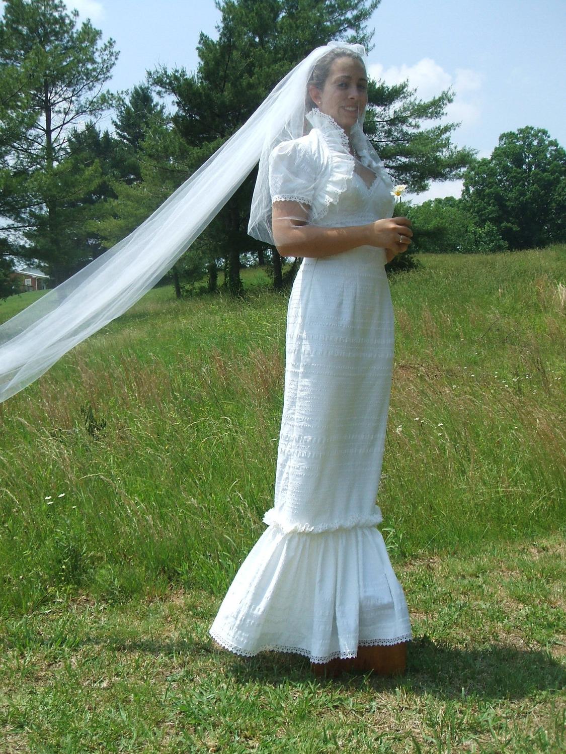 Romantic Ruffled Wedding Dress