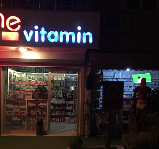 VİTAMİN ECZANESİ logo