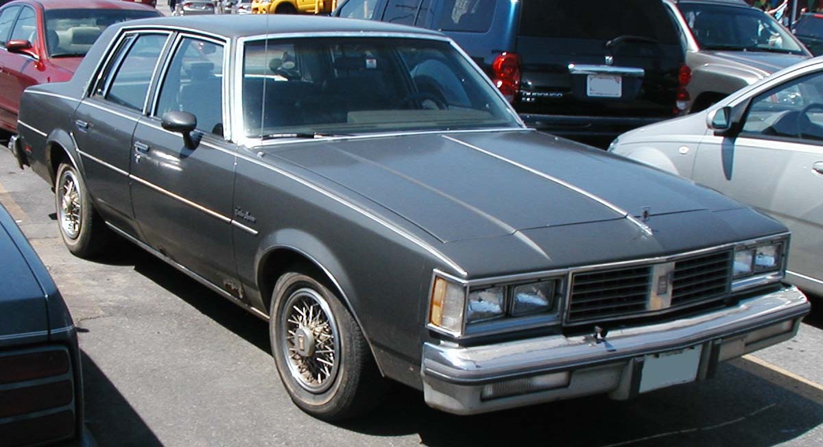 파일:external/upload.wikimedia.org/Oldsmobile-Cutlass-Supreme.jpg