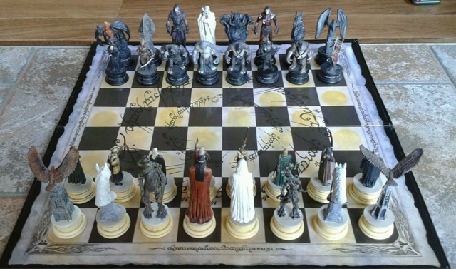 Tolkien Visual Collecting Guide: Tolkien Chess