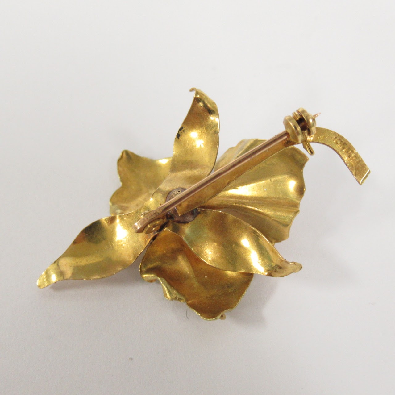 10K Gold Floral Brooch