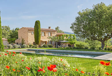 Maison avec piscine 5