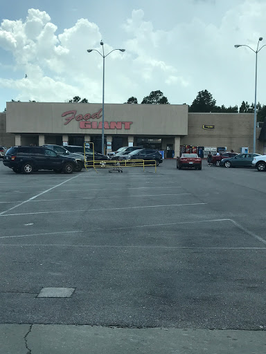 Supermarket «Food Giant», reviews and photos, 12057 US 49, Gulfport, MS 39503, USA