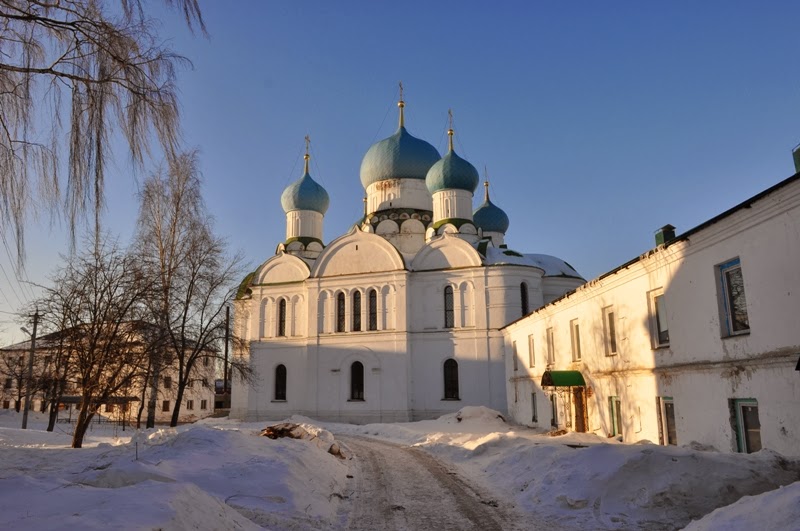 Углич богоявленский собор