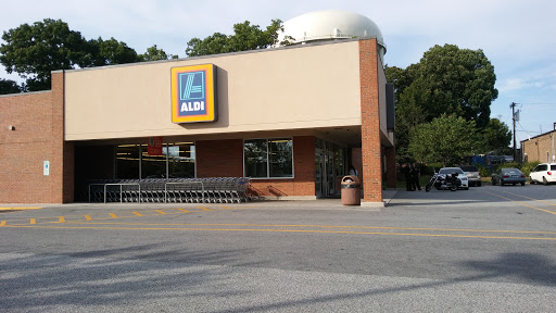 Supermarket «ALDI», reviews and photos, 4222 W Gate City Blvd, Greensboro, NC 27407, USA