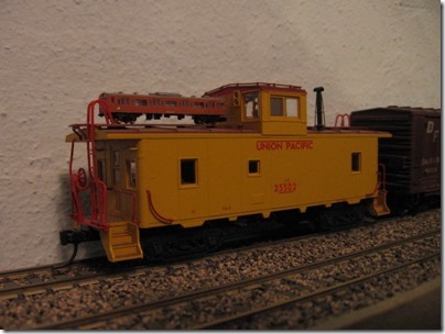 IMG_4627 T-Scale Train on HO-Scale Caboose