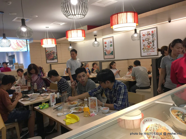 【食記】台中大阪王將餃子專賣店 Osaka Ohsho Since 1969 廣三SOGO店@西區草悟道-捷運BRT科博館 : 50年歷史日式餃子連鎖店, 只推炸雞跟炒麵...餃子就算了XD 下午茶 區域 午餐 台中市 合菜 定食 捷運美食MRT&BRT 日式 晚餐 水餃&煎餃&鍋貼 炒飯 西區 飲食/食記/吃吃喝喝 麵食類 