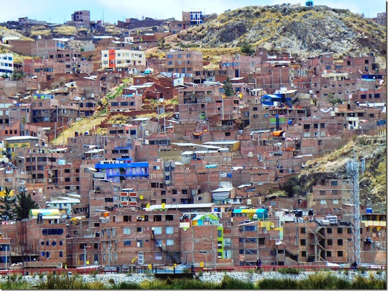 Edificios inacabados Puno