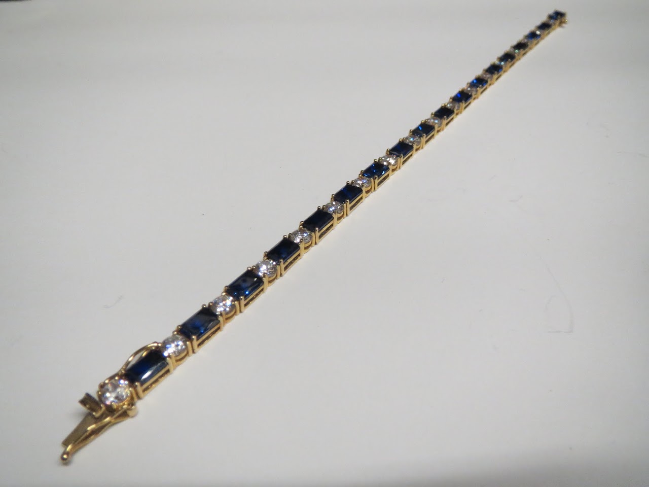 14kt and Stone Bracelet in Blue