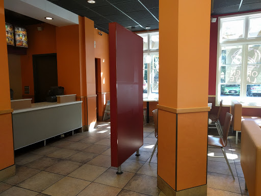 Mexican Restaurant «Taco Bell», reviews and photos, 950 W El Camino Real, Mountain View, CA 94040, USA