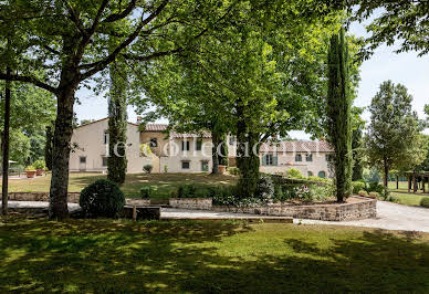 Maison avec piscine 1