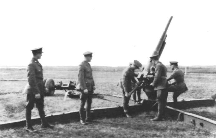 75mm-gun-mount-T3-FAJ19300506-2.jpg