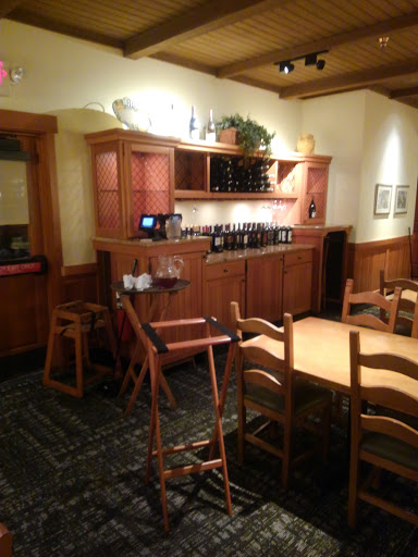 Italian Restaurant «Olive Garden», reviews and photos, 1300 Interstate Dr, Cookeville, TN 38501, USA