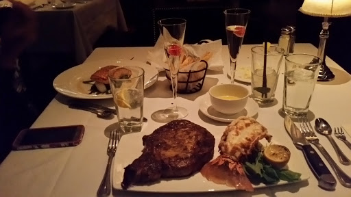 Steak House «The Capital Grille», reviews and photos, 25389 Cedar Rd, Lyndhurst, OH 44124, USA