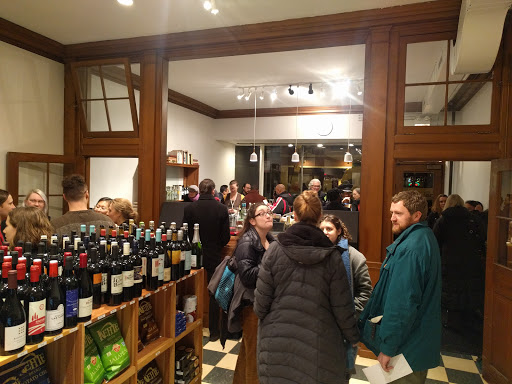 Wine Store «57th Street Wines», reviews and photos, 1448 E 57th St, Chicago, IL 60637, USA