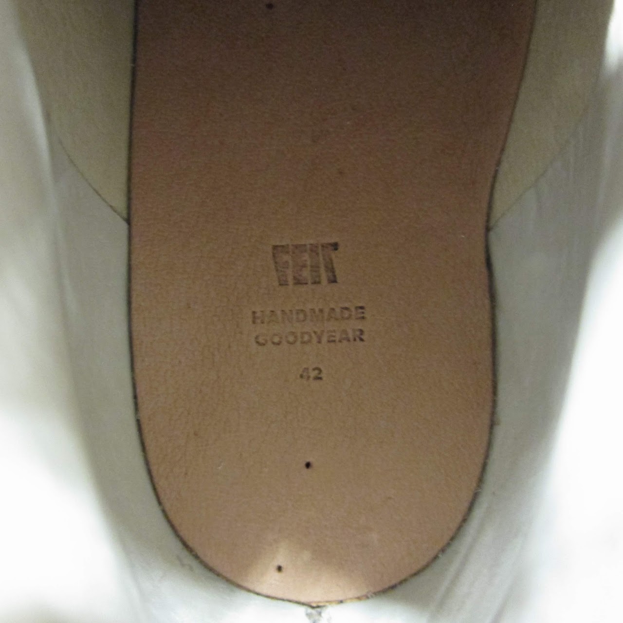 Feit NEW Chukka Boots