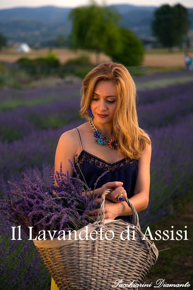 Come Realizzare Sacchetti Lavanda E Come Utilizzare I Fiori Di Lavanda Del Giardino Come Fare Sacchetti Profumati Di Lavanda Fai Da Te Come Confezionare Sacchettini Alla Lavanda Per Bomboniere Vivaio Il Lavandeto