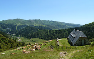 Buron de Meije-Costes (1450 m).