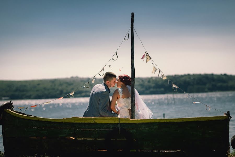 Wedding photographer Miroslava Velikova (studiomirela). Photo of 19 September 2017