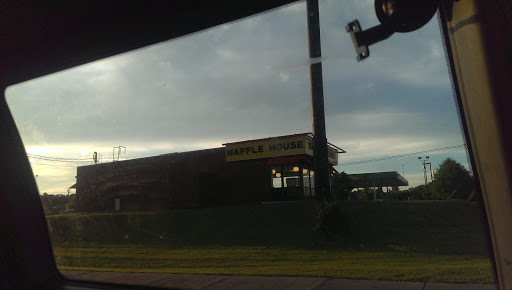 Breakfast Restaurant «Waffle House», reviews and photos, 326 S Mt Juliet Rd, Mt Juliet, TN 37122, USA