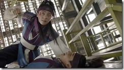 Hwarang.E06.170103.HDTV.H265.720p-SS.mkv_000995829_thumb