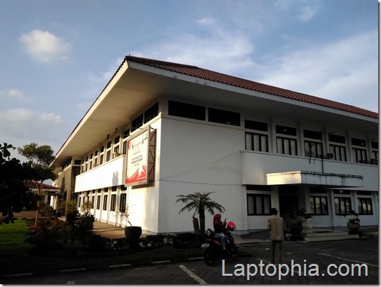 Hasil Foto Kamera Asus Zenfone Live ZB501KL Hasil Foto Kamera Asus Zenfone Live ZB501KL