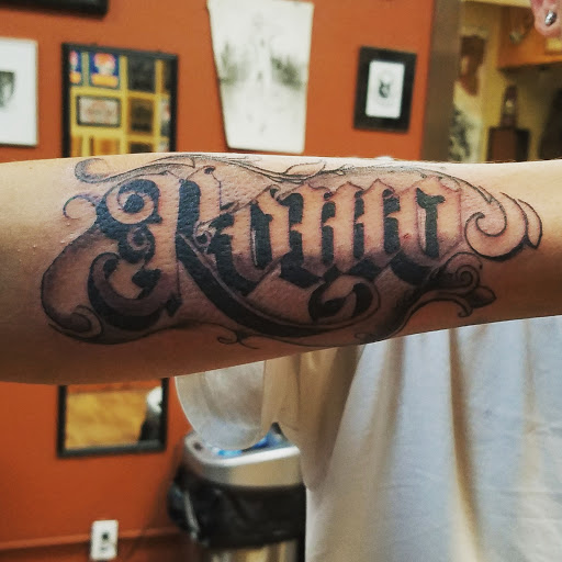 Tattoo Shop «Triple R Tattoo Co», reviews and photos, 1754 El Camino Real, San Bruno, CA 94066, USA