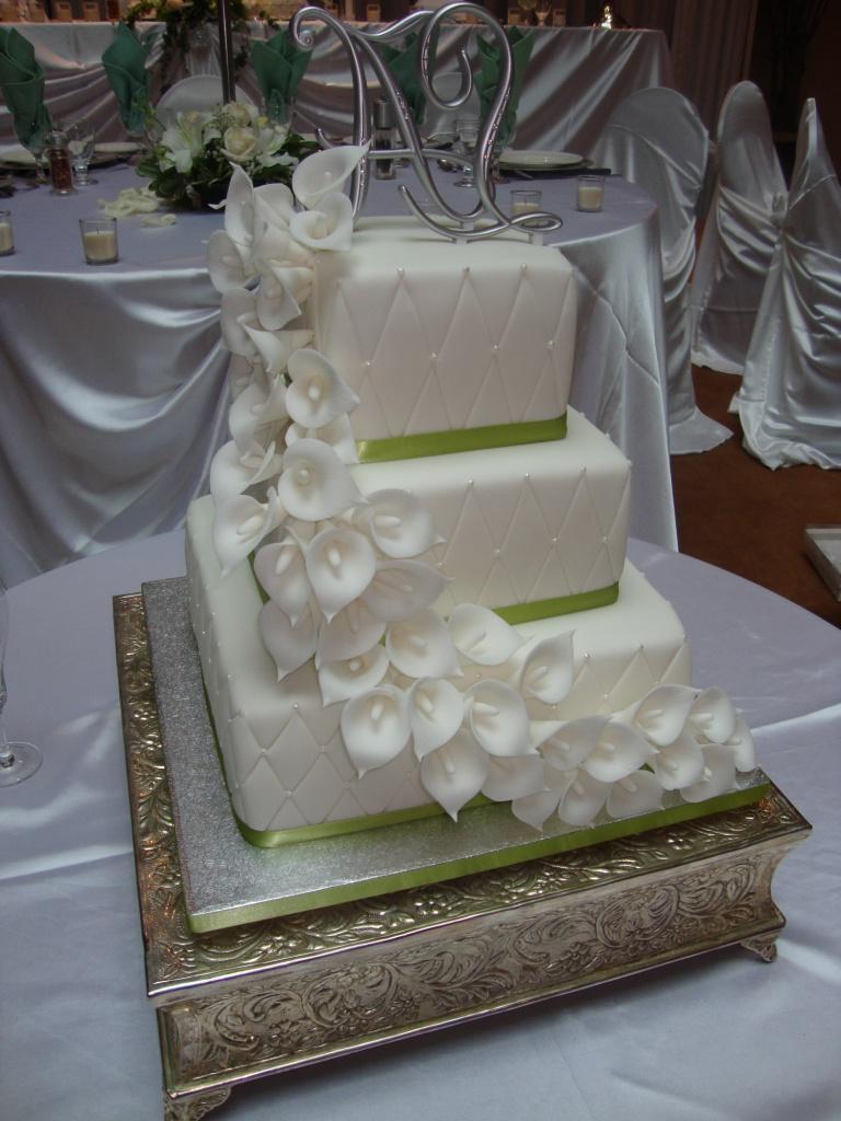 Elegant Leila Wedding Cake