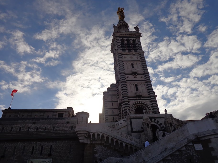 А включите-ка мне усилители качки! А подайте-ка белых пиджаков. Costa Paсifica февраль 13г