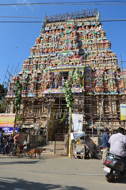 Sur de India en transporte público - Blogs de India - En bus de Kumbakonam a Trichy con parada en Tanjore (11)