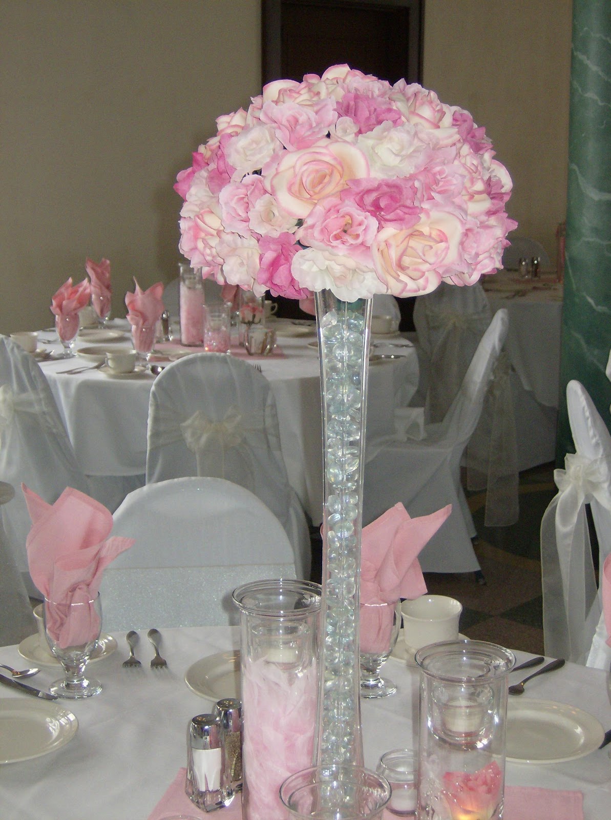 rose centerpieces for weddings