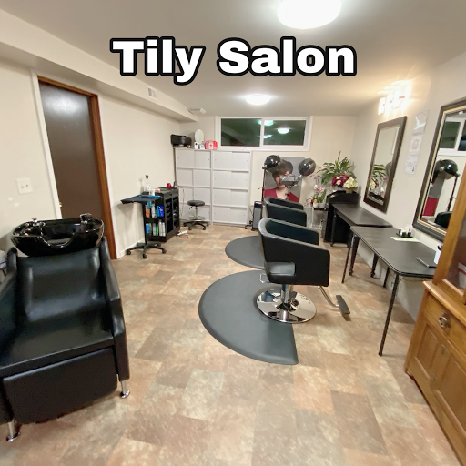 Tily Salon logo