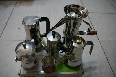 File:Neapolitan coffee maker (model 90018) by Riccardo Dalisi